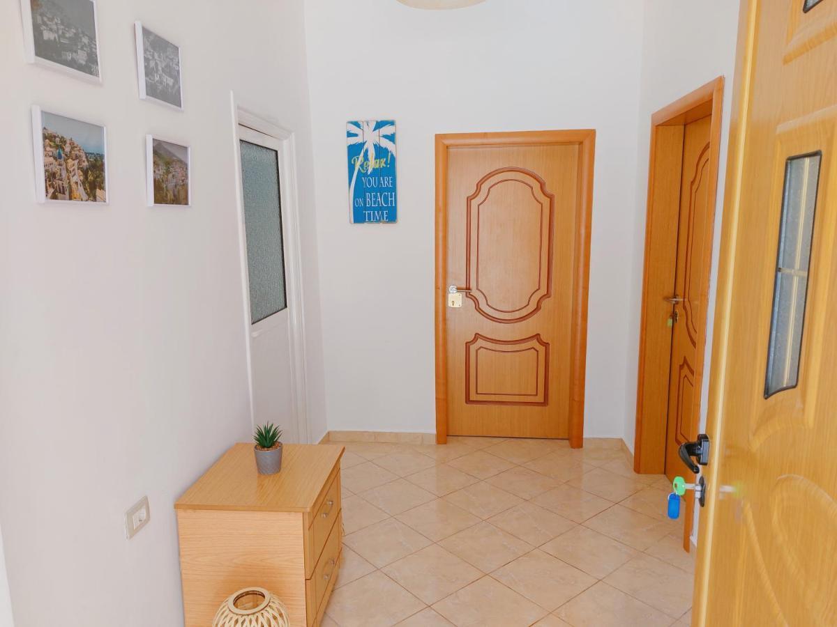 Orange Guest House Dhërmi Buitenkant foto