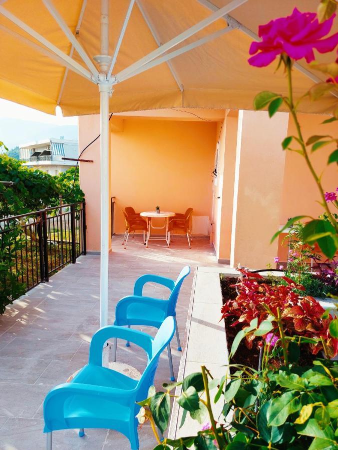 Orange Guest House Dhërmi Buitenkant foto